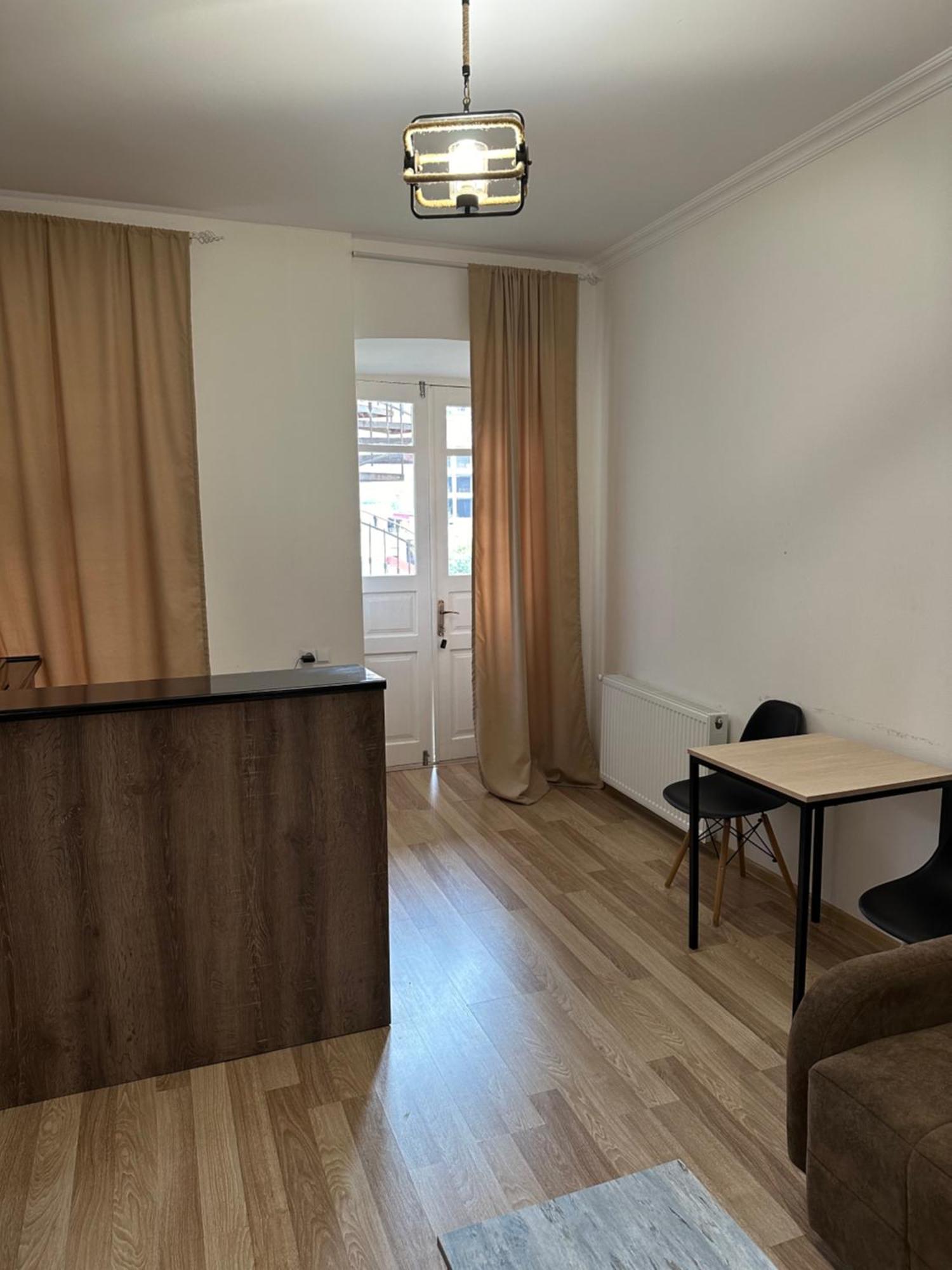 Old Tbilisi Apartment Botanikuri 22 Bagian luar foto